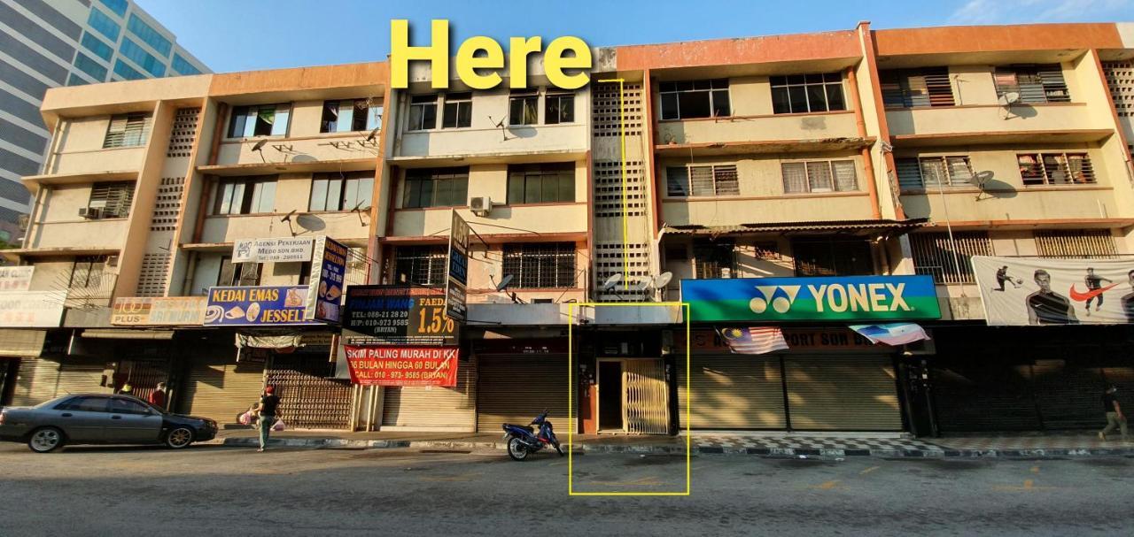A Pousada Escape Backpackers Kk Kota Kinabalu Exterior foto